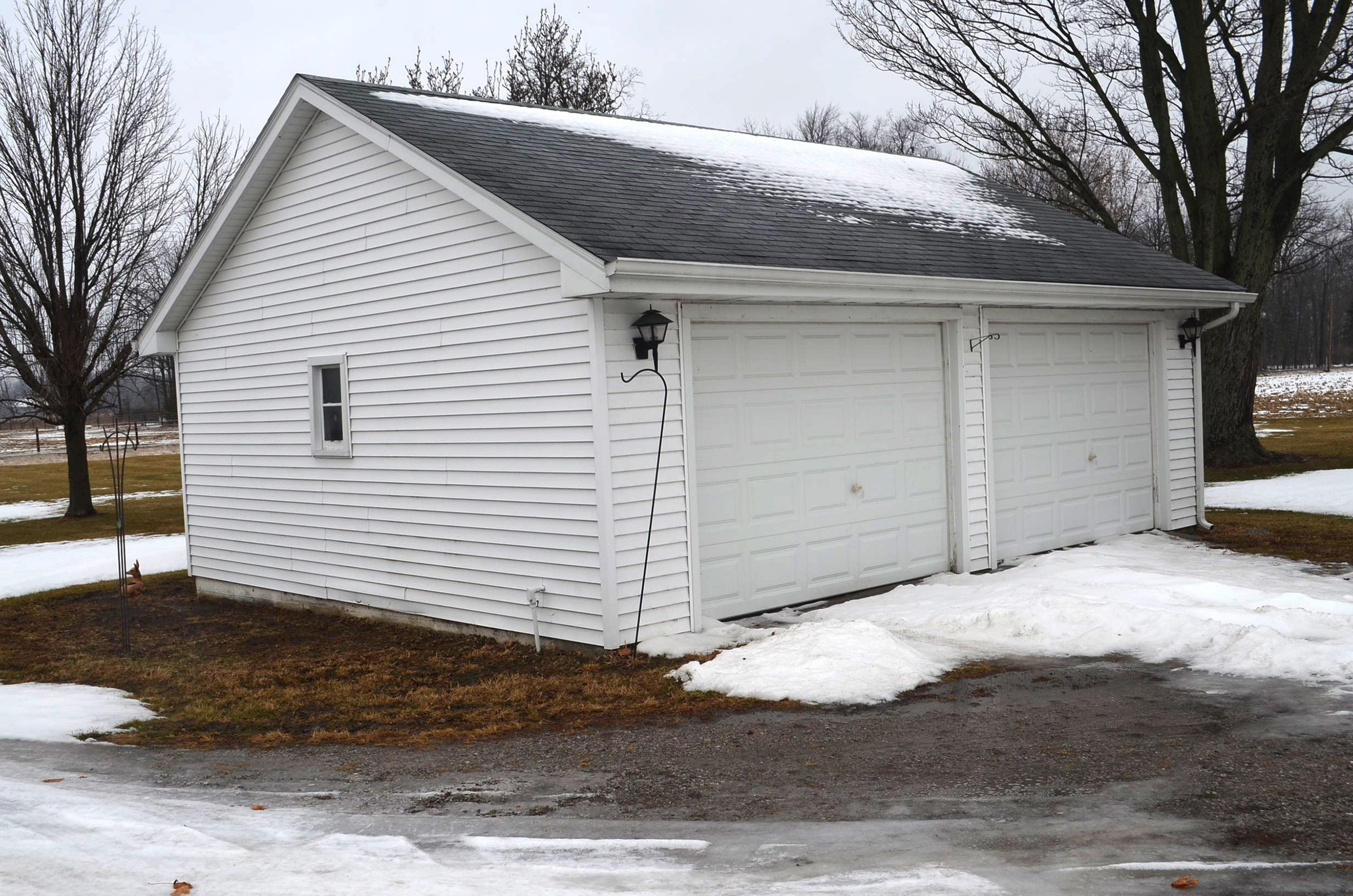 Property photo 12 - 2 DAY REAL ESTATE & PERSONAL PROPERTY AUCTION - HOME, LAND & PERSONAL PROPERTY IN ALLEN COUNTY, INDIANA